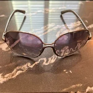 Chloe | Accessories | Chloe Sunglasses Cl26 Dk Grey | Poshmark display picture 3